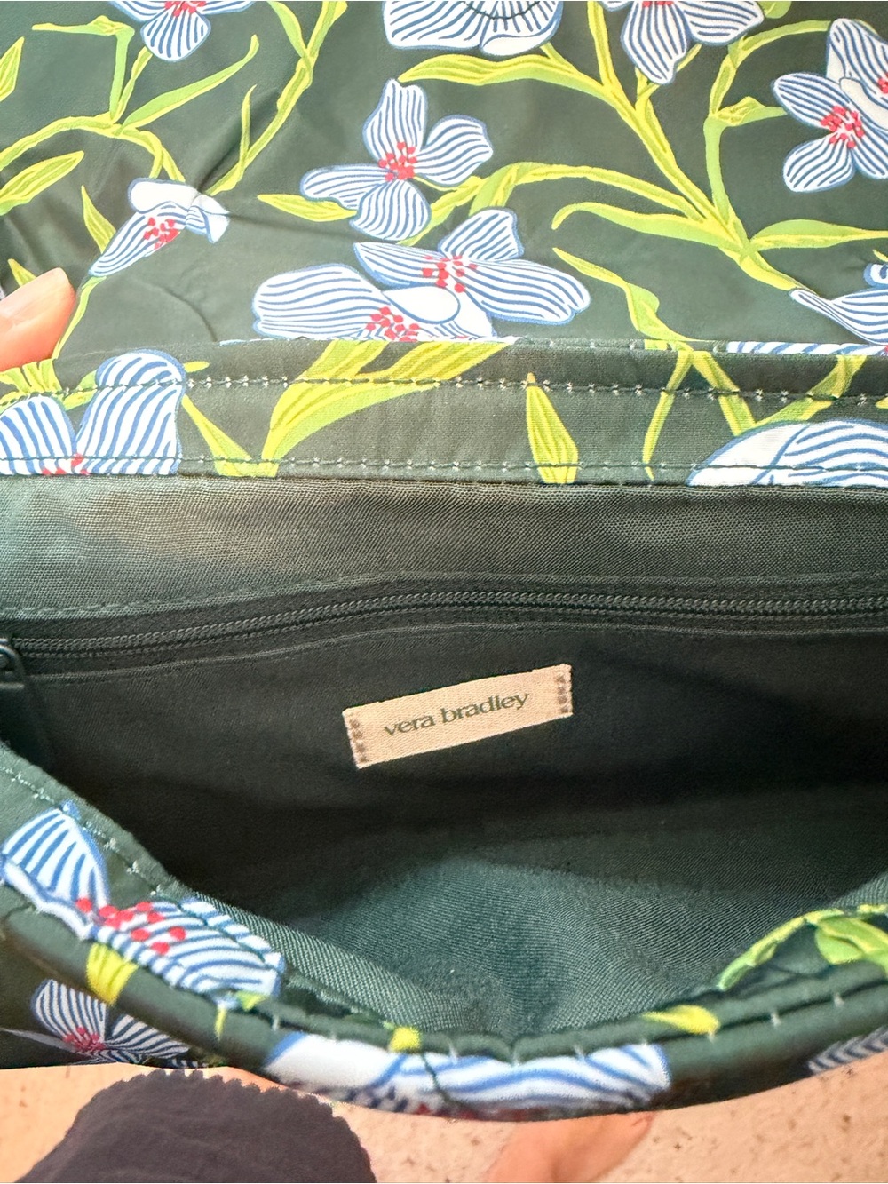 Vera Bradley Green Floral Quilted Shoulder Bag Purse Lightweight Cotton Handbag - Picture 2 of 6
